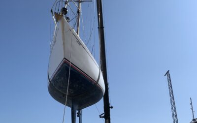 La 10.5. 07.00 alkaen vesille laskuja Hiab-autonosturilla. Ilmoittautumiset satamakapteenille